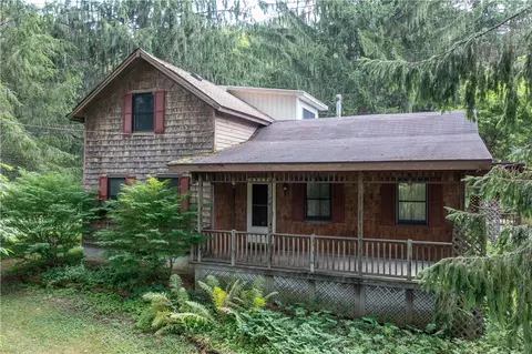 7791 Tabors Corner Rd, Wayland, NY 14572