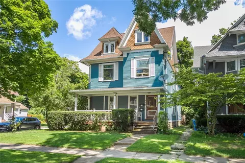 370 Pearl St, Rochester, NY 14607