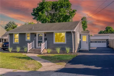 47 Van Olinda St, Rochester, NY 14621