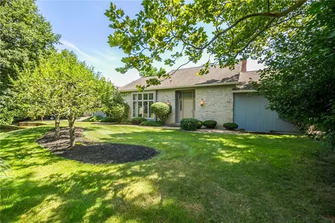 46 Tobey Ct, Pittsford, NY 14534