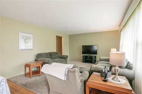 60 Birch Ln, Irondequoit, NY 14622 photo 7