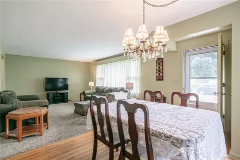 60 Birch Ln, Irondequoit, NY 14622 photo 9