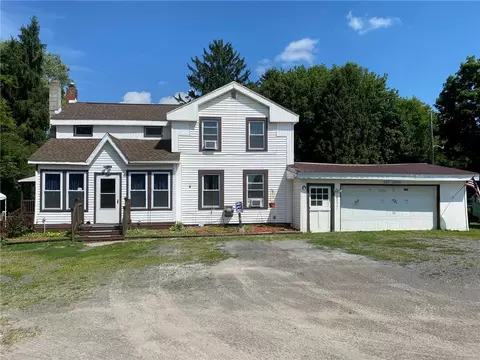 10531 Mill Rd, Ridgeway, NY 14103