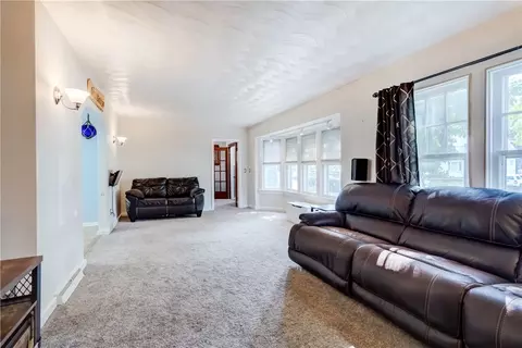 100 Walnut Park, Irondequoit, NY 14622 photo 10