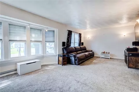 100 Walnut Park, Irondequoit, NY 14622 photo 9
