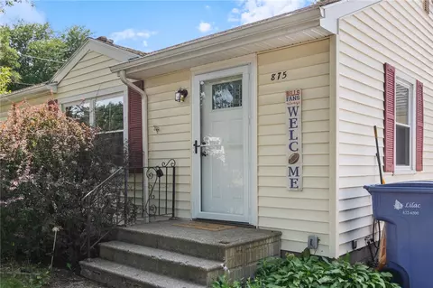 875 Bay Rd, Webster, NY 14580 photo 2