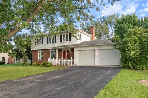 656 Clevenger Rd, Ontario, NY 14519