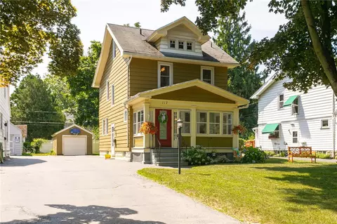 117 Hermitage Rd, Irondequoit, NY 14617 photo 2