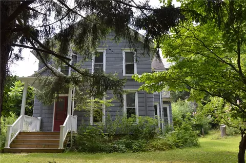 2181 Monroe Wayne County Line Rd, Macedon, NY 14502