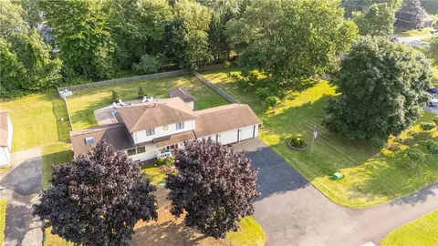 252 Webster Rd, Webster, NY 14580
