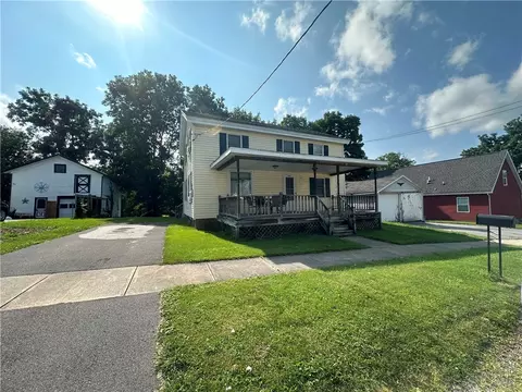 8819 Horton St, Brutus, NY 13166