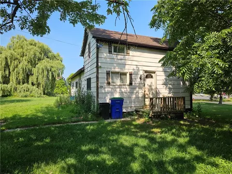 334 Hamilton St, Albion, NY 14411