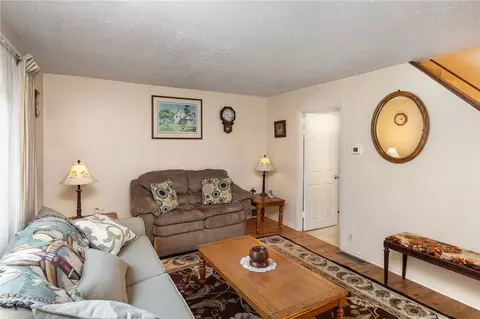 592 Webster Rd, Webster, NY 14580 photo 9