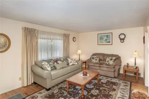 592 Webster Rd, Webster, NY 14580 photo 8