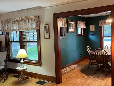35 Poppy St, Irondequoit, NY 14617 photo 9