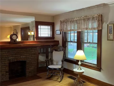 35 Poppy St, Irondequoit, NY 14617 photo 4
