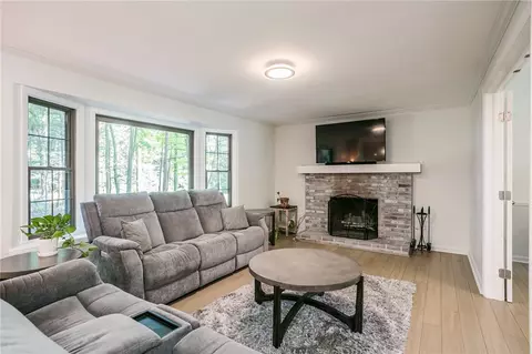695 Audley End, Webster, NY 14580 photo 8