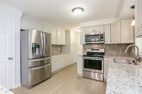 695 Audley End, Webster, NY 14580 photo 12