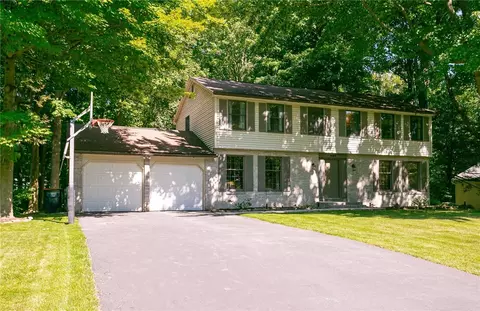 695 Audley End, Webster, NY 14580