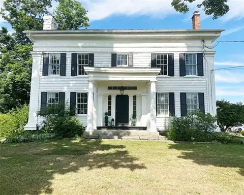 11 Maple Ln, Savona, NY 14879