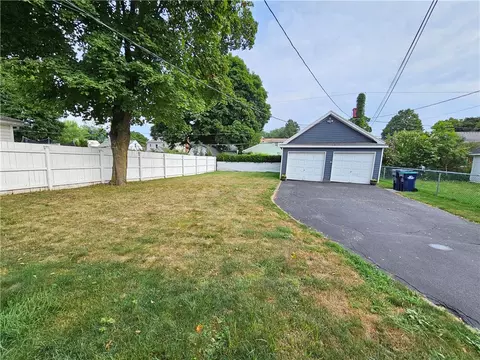 100 Abington Rd, Irondequoit, NY 14622 photo 6