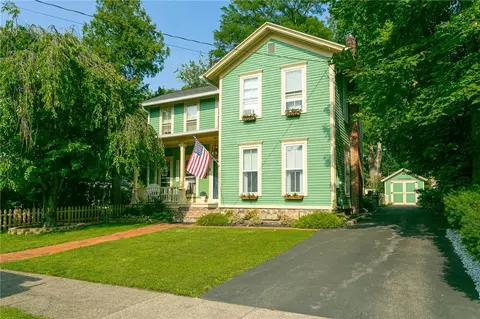 154 Cuyler St, Palmyra, NY 14522
