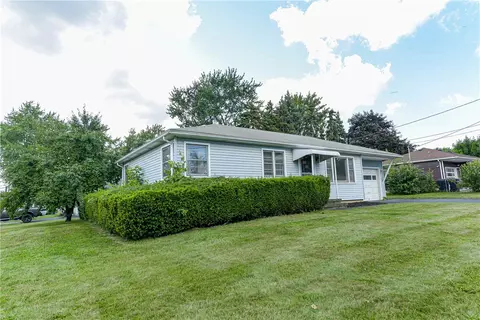 161 Bennett Ave, Irondequoit, NY 14609 photo 3