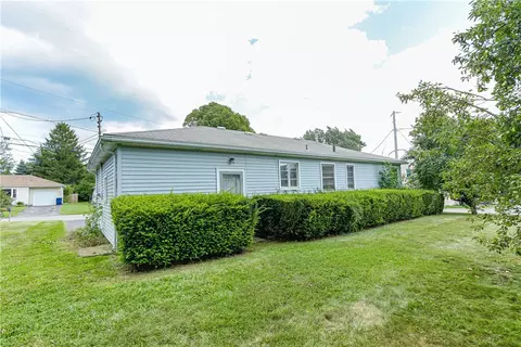 161 Bennett Ave, Irondequoit, NY 14609 photo 5
