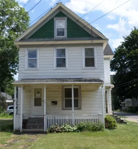 49 River St, Oneonta, NY 13820