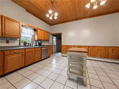 40 E River St, Waterloo, NY 13165 photo 6