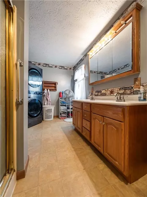40 E River St, Waterloo, NY 13165 photo 8