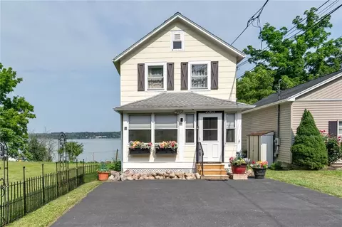 2263 Lower Lake Rd, Seneca Falls, NY 13148