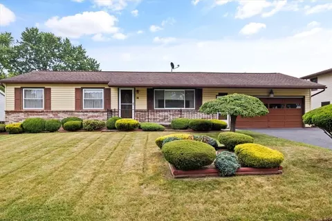 74 Landau Dr, Gates, NY 14606