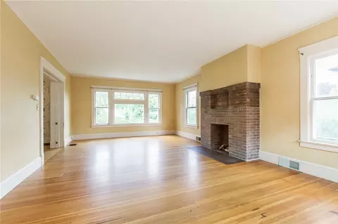 305 E Maple Ave, Arcadia, NY 14513 photo 8