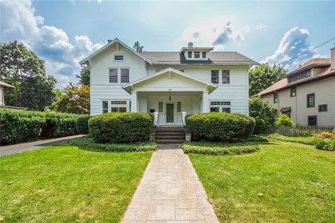 305 E Maple Ave, Arcadia, NY 14513 photo 2