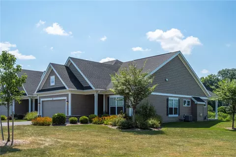 1703 Rivers Run, Rochester, NY 14623