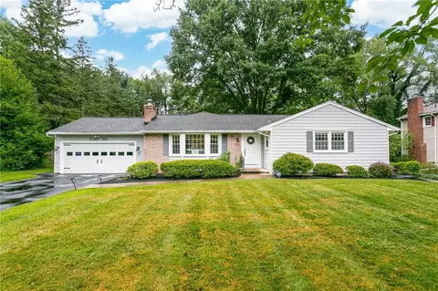 10 Sandle Dr, Perinton, NY 14450