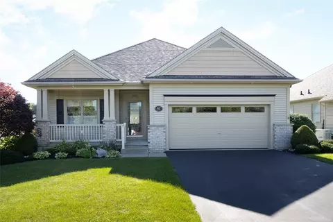 51 Springbrook Shores Dr, Elma, NY 14059