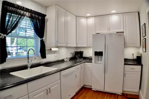 389 Avondale Rd, Irondequoit, NY 14622 photo 20