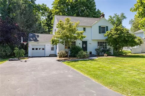 465 Weidel Rd, Webster, NY 14580 photo 2