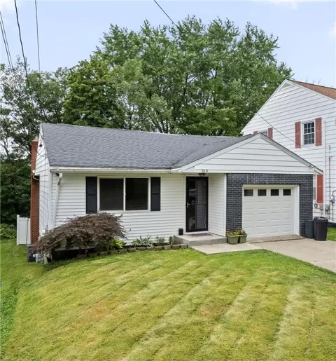 319 N Jackson Ave, Union, NY 13760