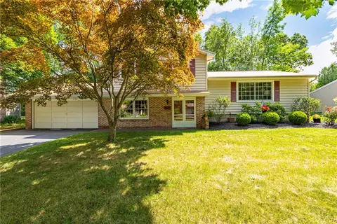 250 Ashley Dr, Brighton, NY 14620