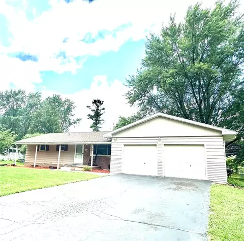 104 Lalanne Rd, Rochester, NY 14623