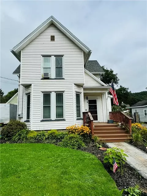 8 Wheeler St, Cohocton, NY 14826