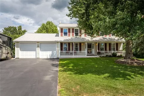 248 W Bend Dr, Greece, NY 14612