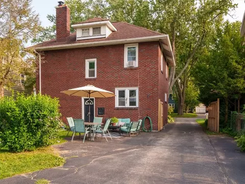 88 Thornton Rd, Irondequoit, NY 14617 photo 4