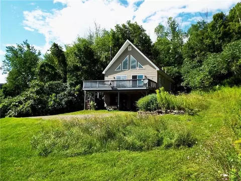 3841 County Highway 33, Cherry Valley, NY 13320