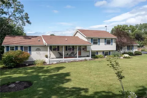 5977 Price Rd, Livonia, NY 14487