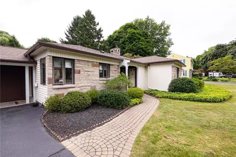 302 Mount Airy Dr, Irondequoit, NY 14617 photo 28