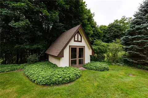 302 Mount Airy Dr, Irondequoit, NY 14617 photo 22